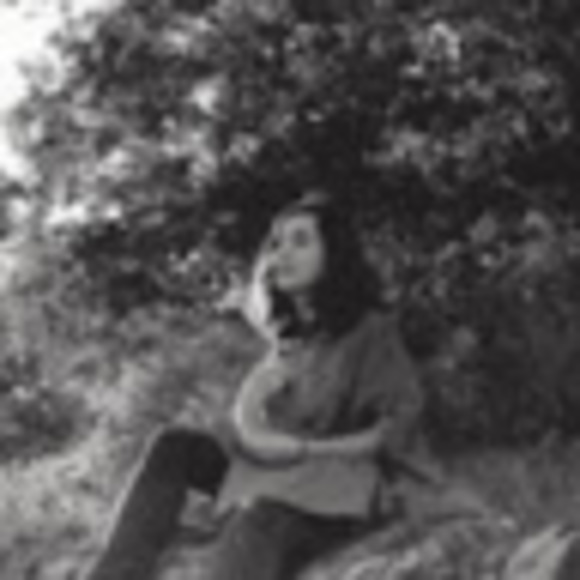 Meet your Posher, Olivia - Picture 1 of 1